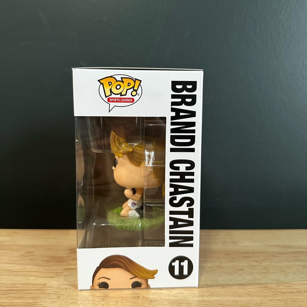 Funko pop sports legends team USA Brandi chastain - Picture 5 of 8